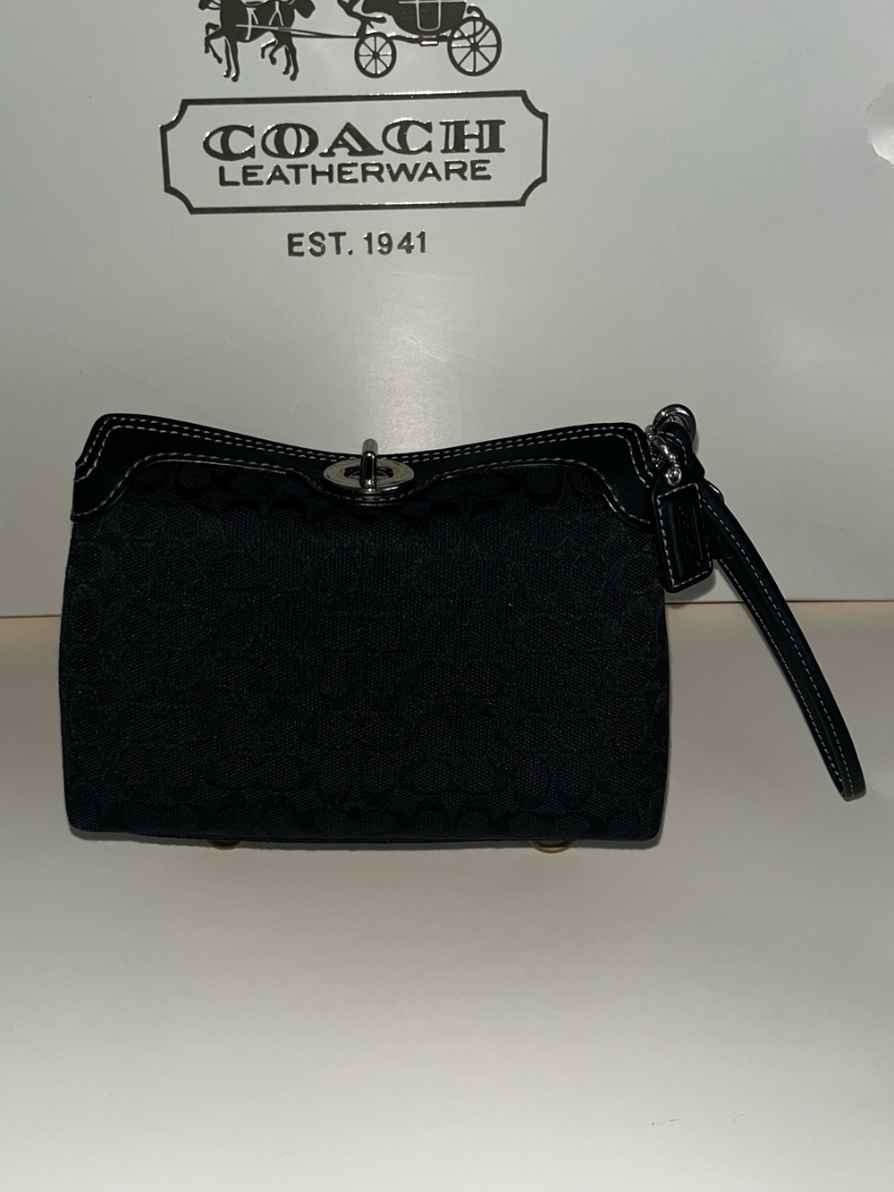 NWOT Coach | Vintage Black Legacy Turn-lock Wristlet